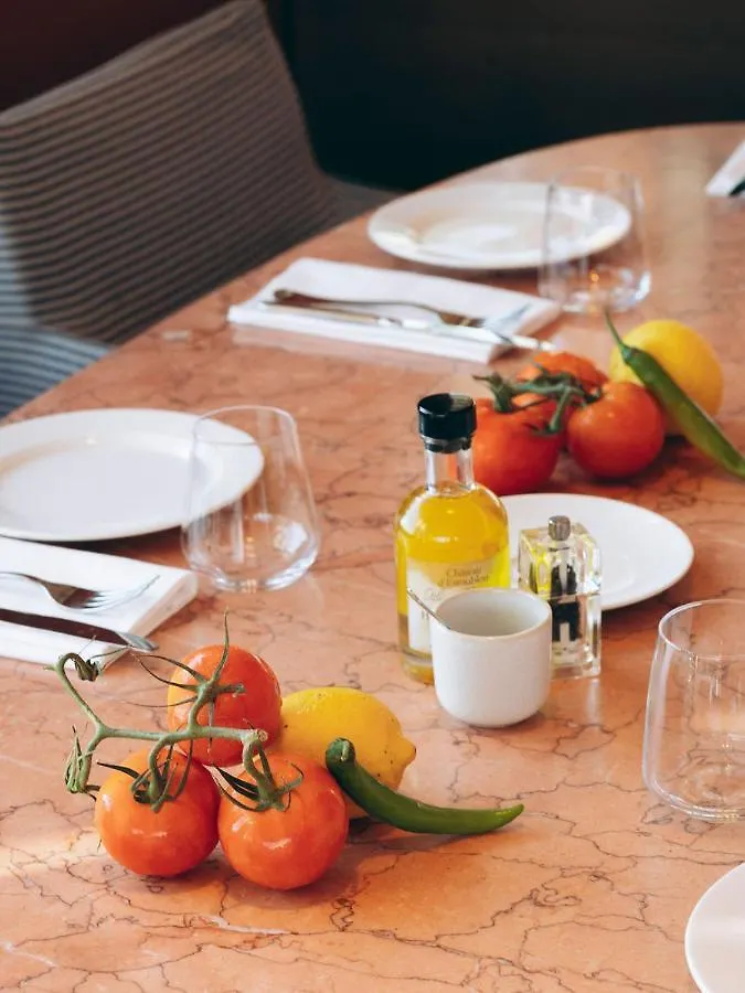 Hotel & Spa Belle Plage Cannes 5*,